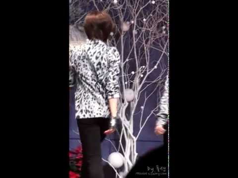 [직캠] 101202 티아라 은정 환우사랑나눔콘서트 너때문에미쳐