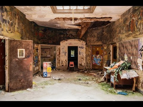 ABANDONED children's Asylum Urban Exploring