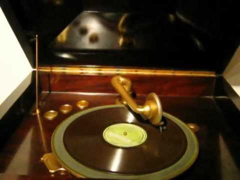 '' I Can't Sleep in The Movies Anymore!'' Fred Hall's Radio Syncopators 1929