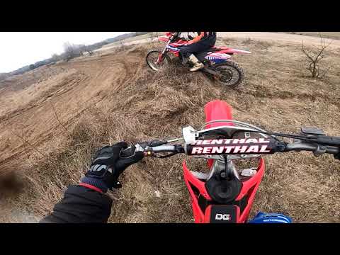 Zamiast naprawiać Tadzika betę testujemy nową Hondę CRF Pisara