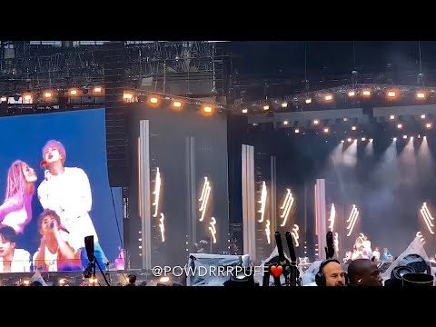 190607 - Boy With Luv Feat. HALSEY - BTS 방탄소년단 - Speak Yourself Tour - Paris Day 1 - HD Fancam 직캠