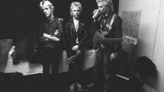 THE POLICE - hungry for you   (bologna &quot;fiera&quot; 2-7-1982)  LIVE.....!!!!!
