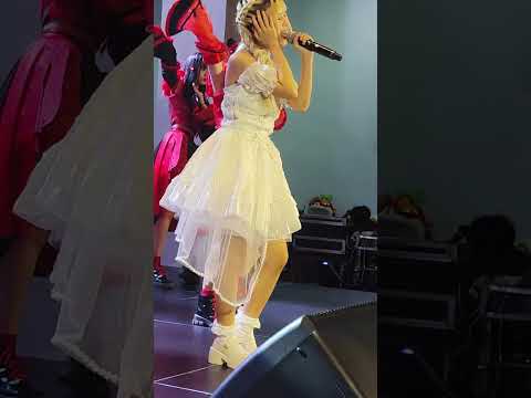 221218 (Eri Fancam) Yami Yami - Promise the Star @ Winter Idol - Donki Mall Thonglor