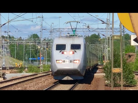 Sommar på Järnvägen del 9 - Tåg i Flemingsberg