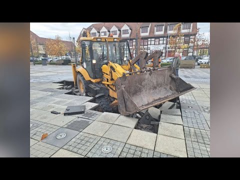 Wypadek koparką