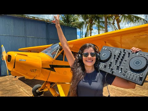 Sarah Kraz - Melodic, Progressive & Afro House @ Campo Grande, Brazil | DJ Set 4k 2024