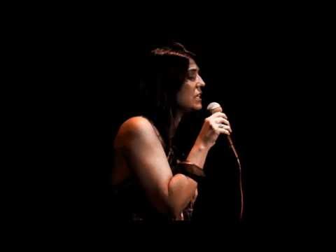 Nada - Natalia Arraztoa (H.Sanguinetti-J.Dames)