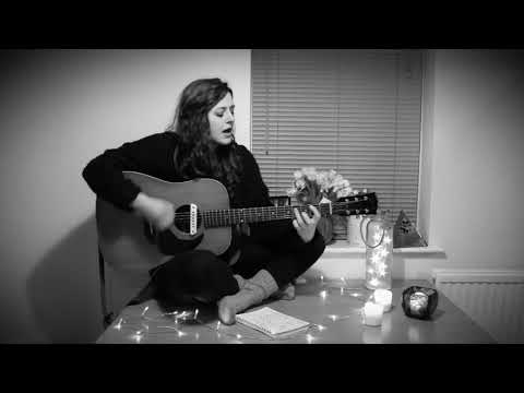 The Table Top Sessions – You're the inspiration (Chicago) acoustic cover – Tamsin Quin