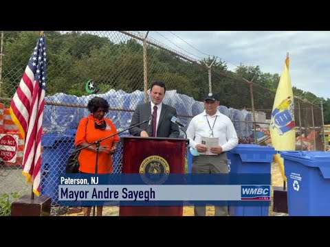NJ Paterson Distributes Recycling Bins
