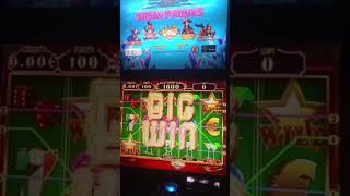 HUGE WIN! Foreign Player Beats the Slots with Crazy Bonus!