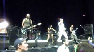ANDREW WK &quot;YOU WILL REMEMBER TONIGHT&quot; (LIVE) VANS WARPED TOUR 2010 SAN ANTONIO