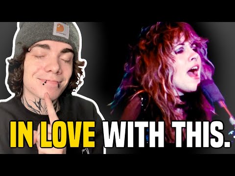 GEN Z Producer Reacts to Fleetwood Mac - Dreams (Official Music Video)