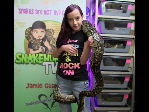 How To Pick Up A Snake & NOT Be Afraid!