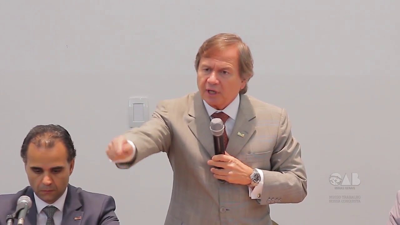 Reflexões sobre o Direito Penal na Atualidade Mário de Oliveira Filho