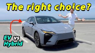 2027 Lexus ES exterior