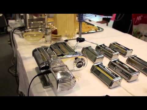 download lagu mp3 mp4 Motor Pastadrive Marcato, download lagu Motor Pastadrive Marcato gratis, unduh video klip Motor Pastadrive Marcato