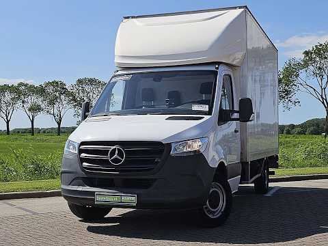 Mercedes-Benz Sprinter video miniatur