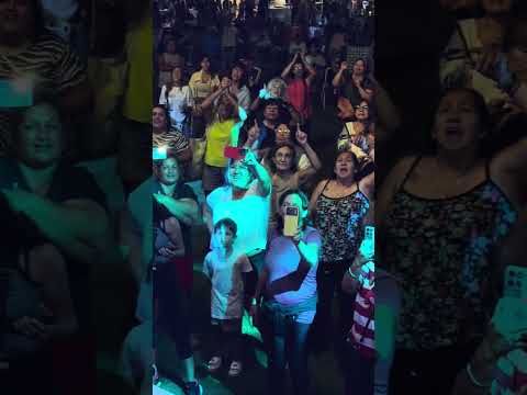 Gracias Capitán Bermúdez por esta noche ❤️ un placer cantar en esta ciudad que me vio crecer!