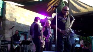 Gerald Albright, Mindi Abair, Dave Koz and Richard Elliot   I Feel Good live at Thornton Winery   Yo