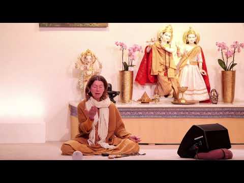 Fortgeschrittenes Pranayama mit Vani Devi - Yoga Vidya Ashram Live, 25.04.2022, 6:00 Uhr