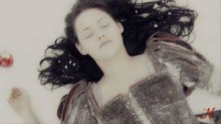 ►Mirror Mirror On The Wall