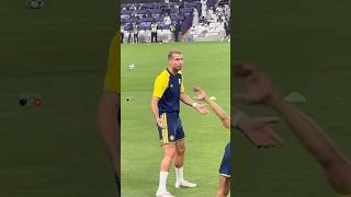 Download lagu Ronaldo reacts to Messi chants from Al Ain fans 😂🐐🔥 mp3