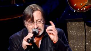 SOUTHSIDE JOHNNY - crazy he calls me - LIVE @ APOLLO NYC 16-5-2017