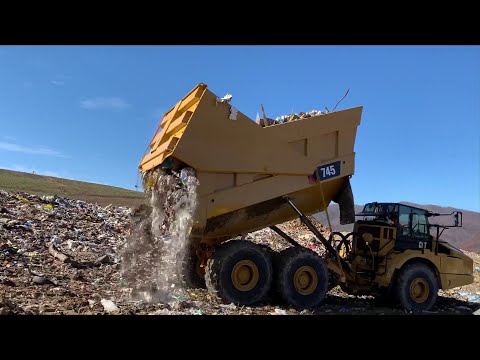 Roanoke area trash train service ends