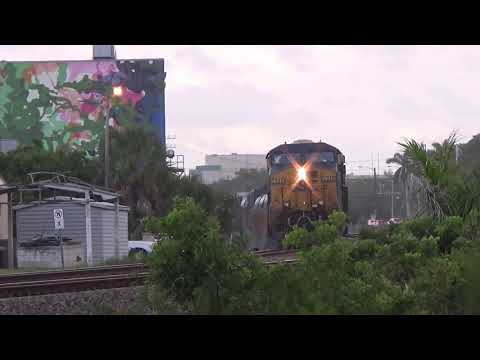 RAIL FANNING in the RAIN! A Freight train and THREE passenger trains - 9/13/19