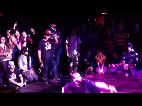 Lawtwon Fuego vs. X-Fenz