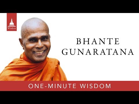 One-Minute Wisdom: Bhante Gunaratana on Bowing to the Buddha