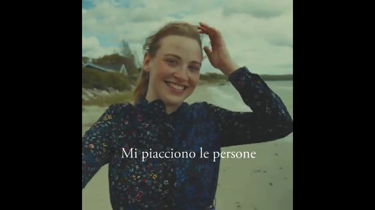 Watch Now Il calore di un abbraccio vale più di mille parole #lettera Il calore di un abbraccio vale più di mille parole #lettera