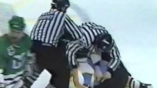 Randy Cunneyworth vs Brian Dobbin Jan 16, 1992