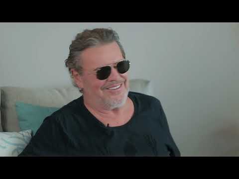 Maná - The Cuckoo Clock - Documentary: Hey Cuckoo (Chapter 2)