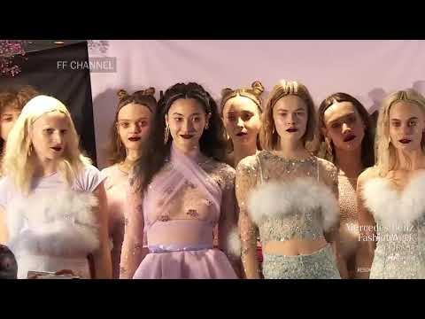 Dyspnea | Resort 2018 Edited Show | Exclusive -fashion week show