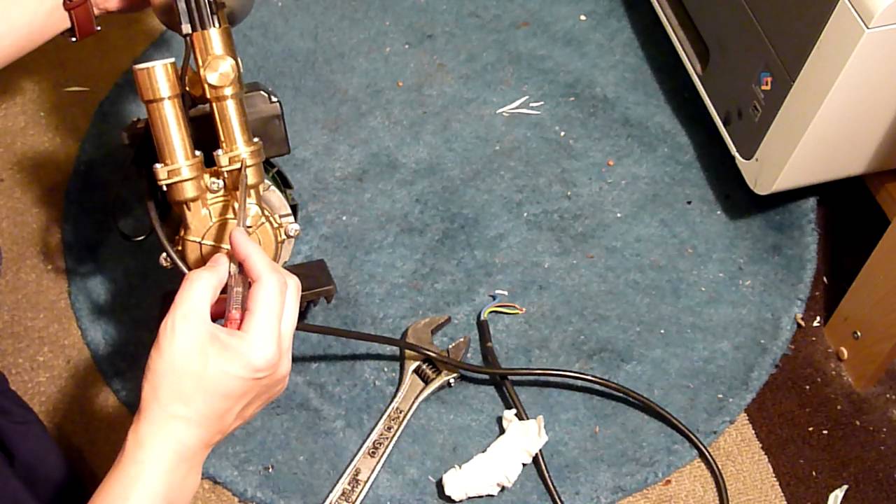 How to take apart a Stuart Turner Monsoon N.2.0 water pump