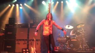 Airbourne Chewin the Fat Vancouver 2016