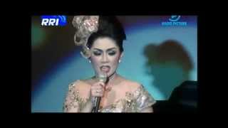 Download lagu BENTANG MANGLAYANG,- BATRAWALI ( konser tanda cinta RIKA RAFIKA ) mp3