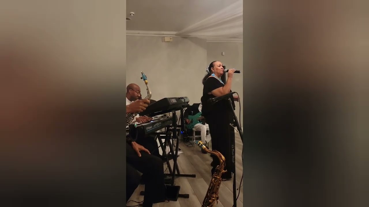 Promotional video thumbnail 1 for PhD Jazz Band and GTHolland Saxophonist