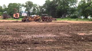 preview picture of video 'Cletrac DDH pulling Allis-Chalmers scraper, with Cletrac DGH'