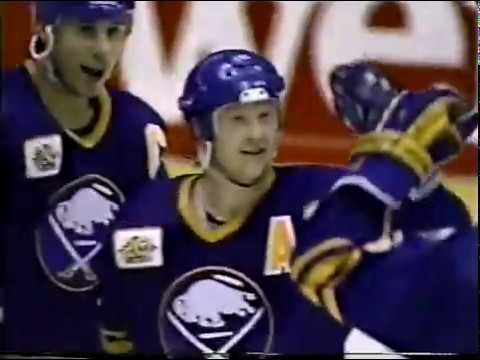 Phil Housley Goal - Sabres vs. Kings, 1/16/90