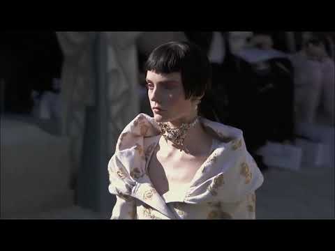 CHANEL Cruise 2012-13 fashion show in Versailles