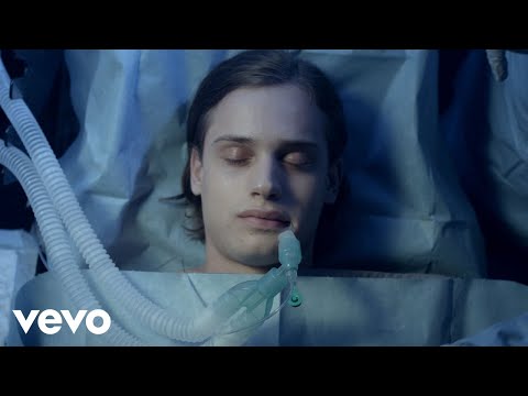 Avicii - Silhouettes (Official Music Video)