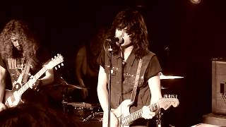 TYLER BRYANT & THE SHAKEDOWN - The Wayside