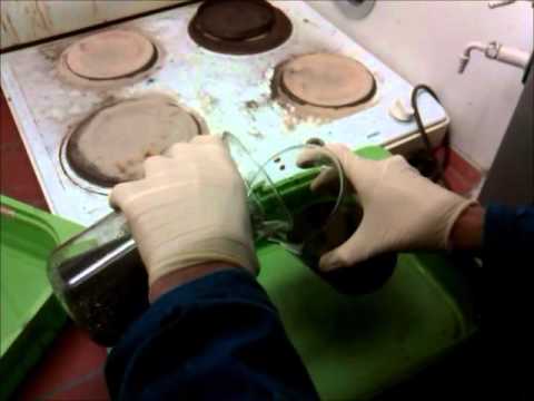 Reverse plating cell gold sludge cleanout
