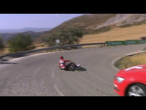 Chris Froome crashes - Stage 12 - La Vuelta 2017
