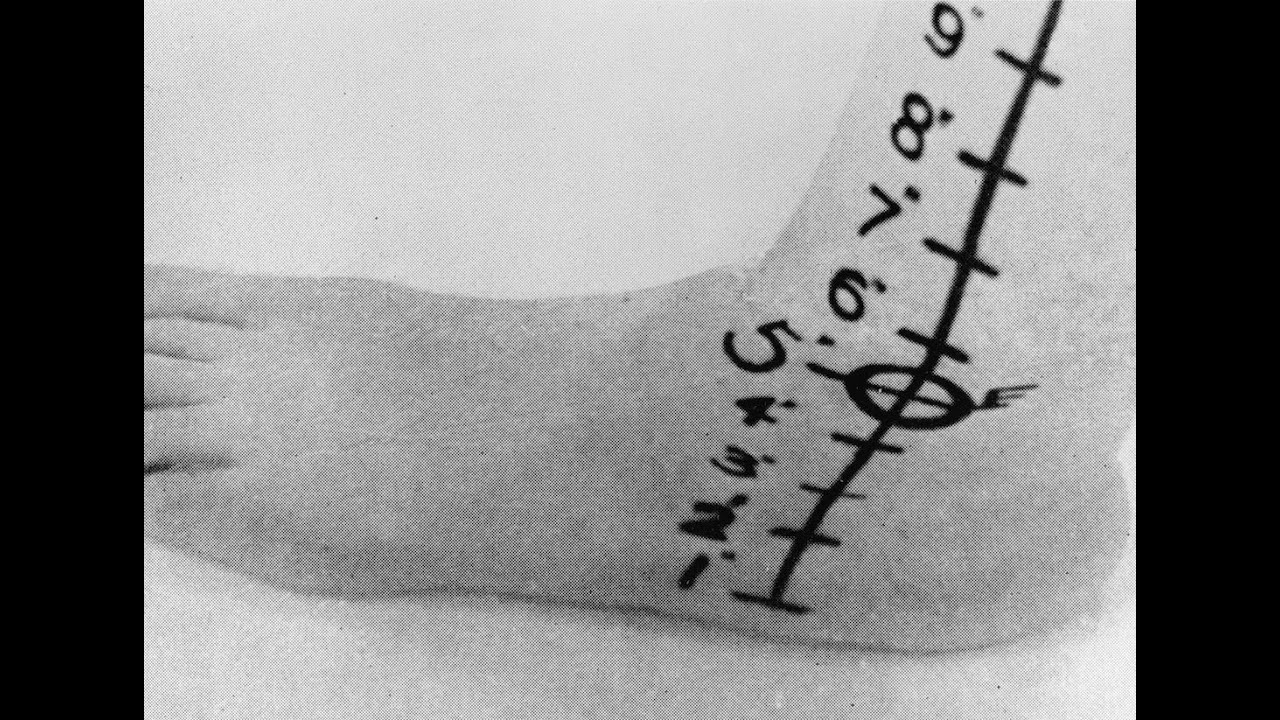 Five Inch Bather (1942)