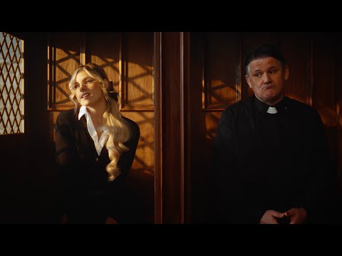 Chloe Adams - Dirty Thoughts (Official Music Video)