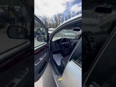 фото toyota avensis verso i 0