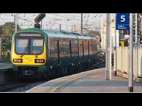 IÉ 29000 class DMU 29119+29406 calls at Dublin Connolly with Announcement for Drogheda. 12/8/22.
